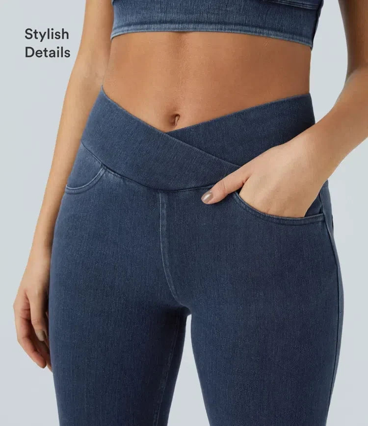 Komfortabla denim leggings med crossover detalj framtill
