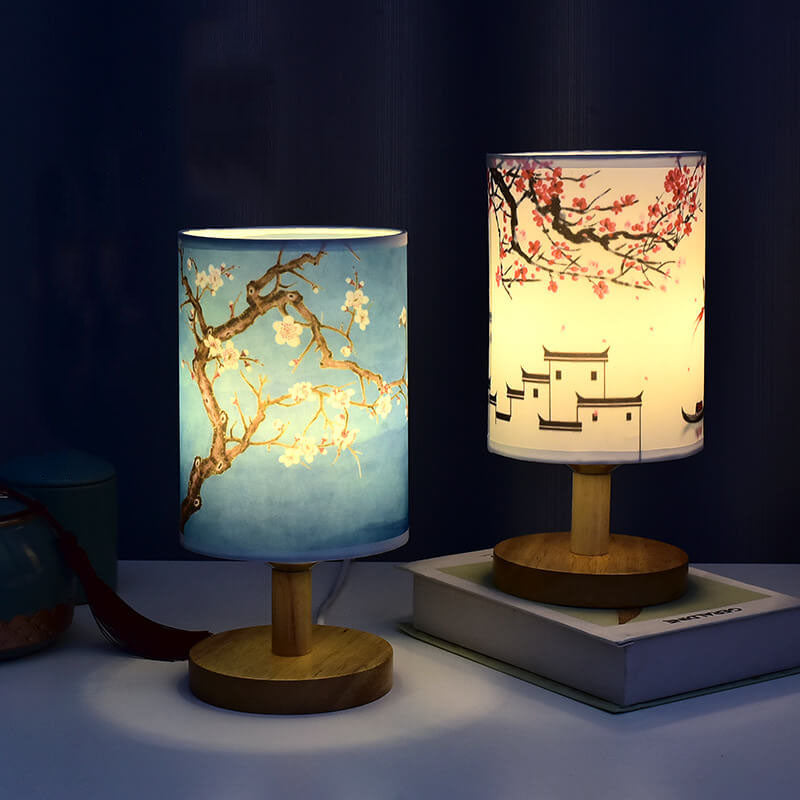 Trädesignad lampa som passar perfekt som hemmadekor