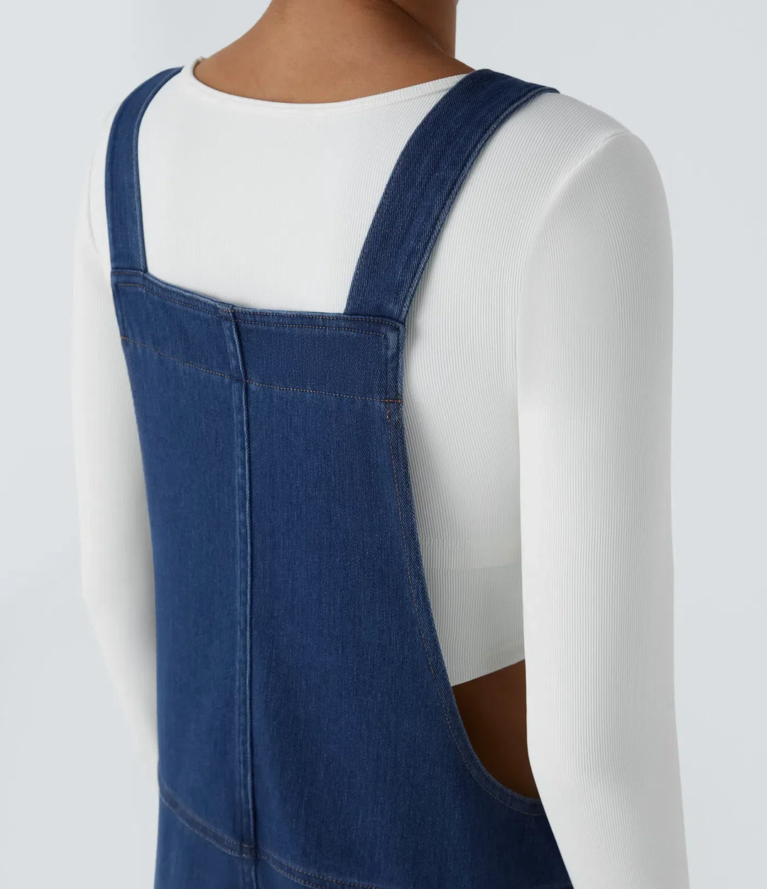 Bekväm damoverall i denim med fyrvägsstretch för en flexibel vardagsstil