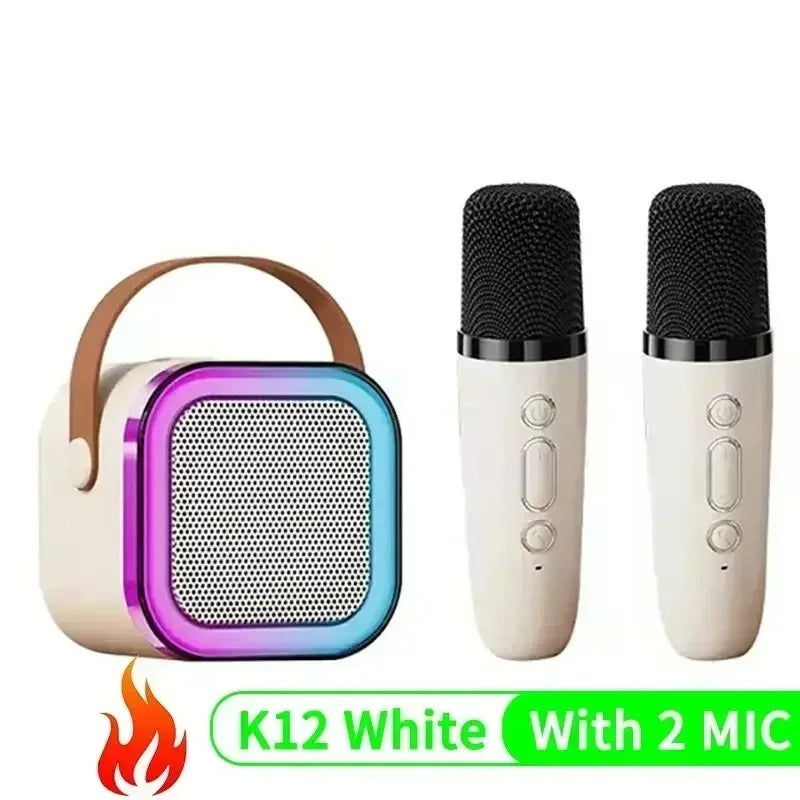 Vit karaoke-maskin modell K12 med dubbla mikrofoner