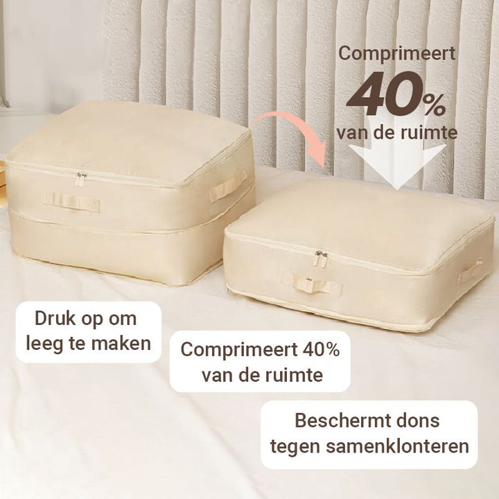 Universal kompressionspåse fylld med kläder för smart packning