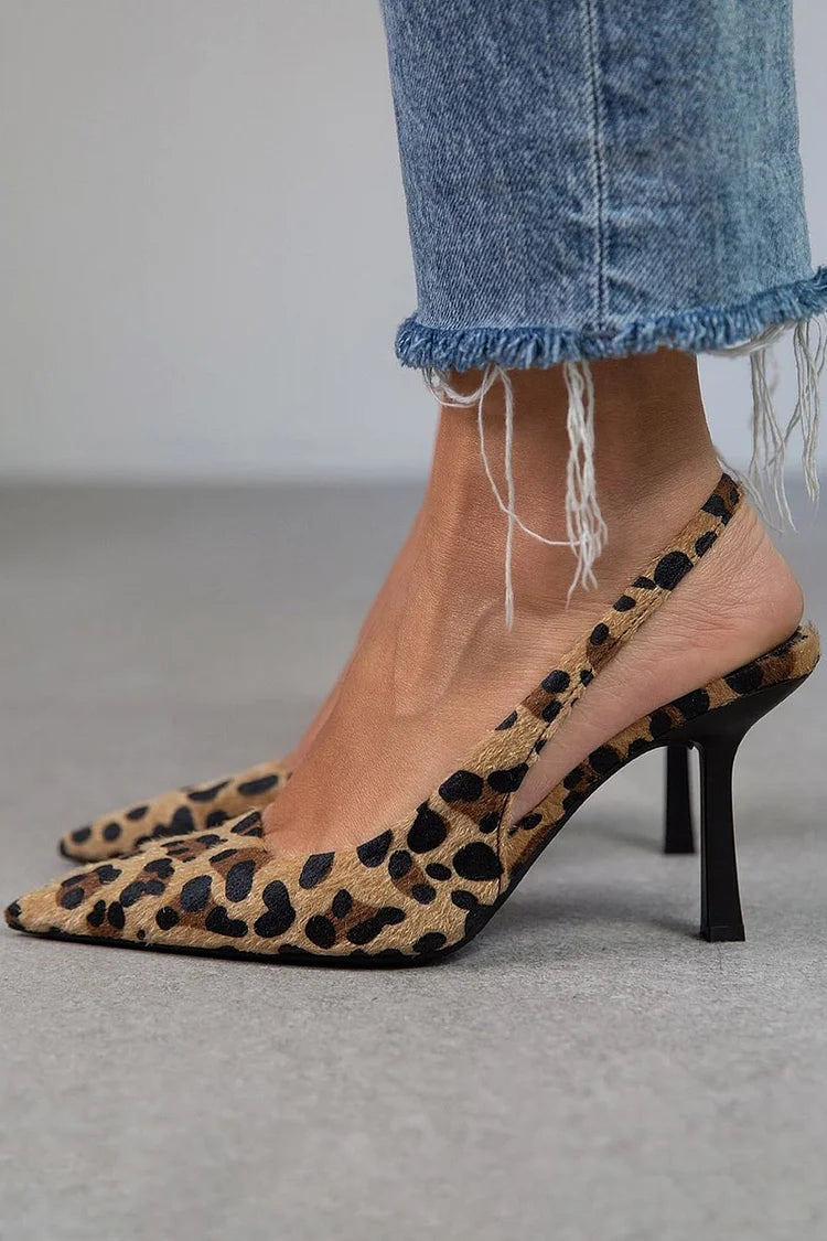 Leopardmönstrade damklackar med spetsig tå och slingback-rem