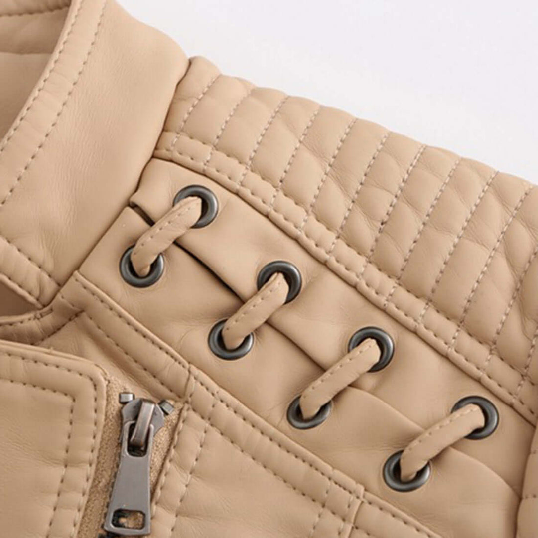 Elegant damjacka – Tidlös stil & komfort