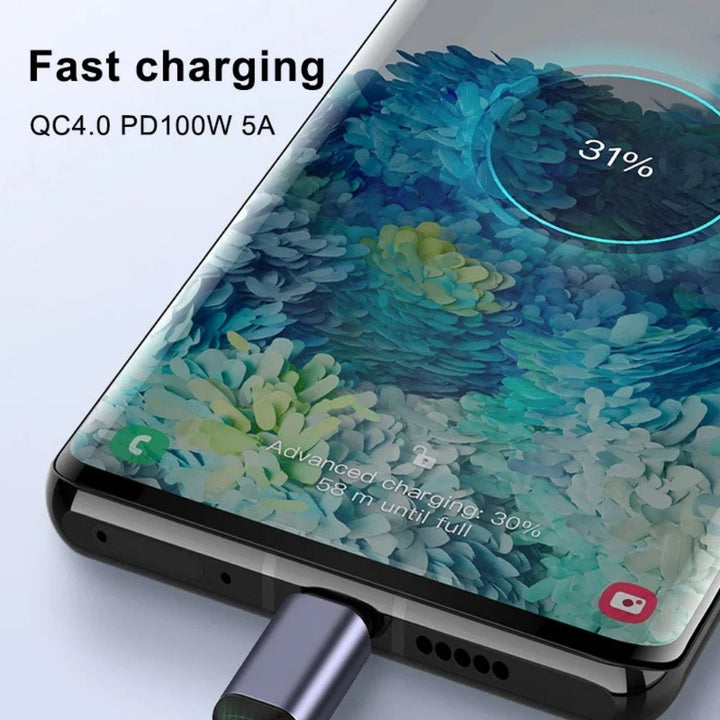 Detaljbild på robust USB-C kontakt för flätad snabbladdningskabel