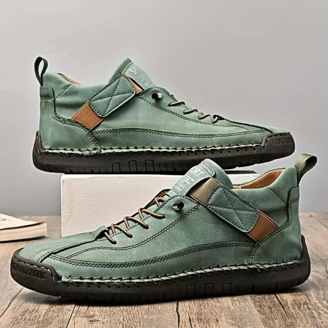 Sulan på bekväma sneakers för män med bra grepp