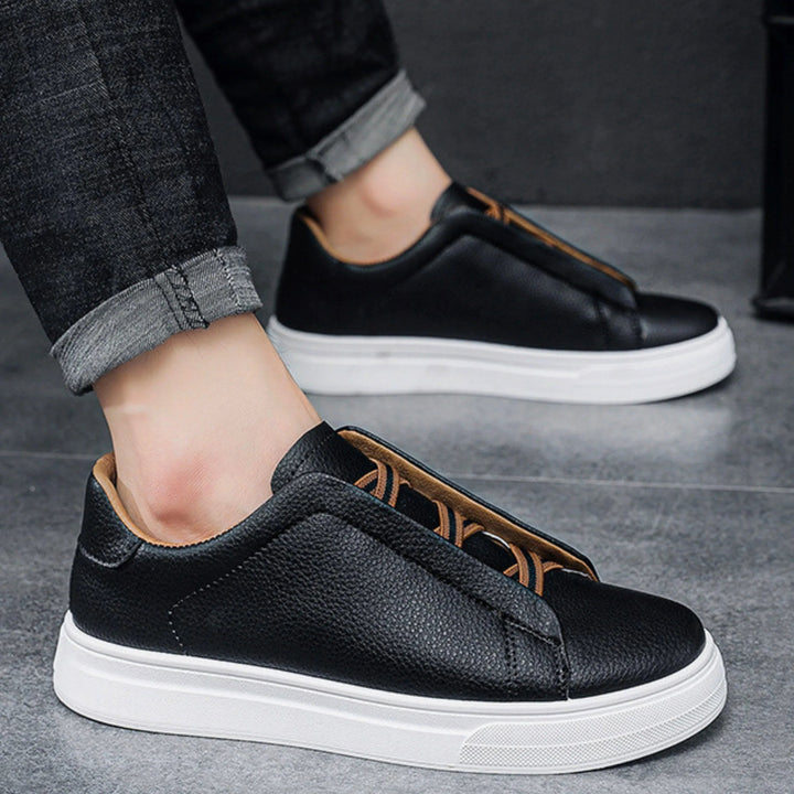 Snygga vardagsskor i slip-on-modell för män