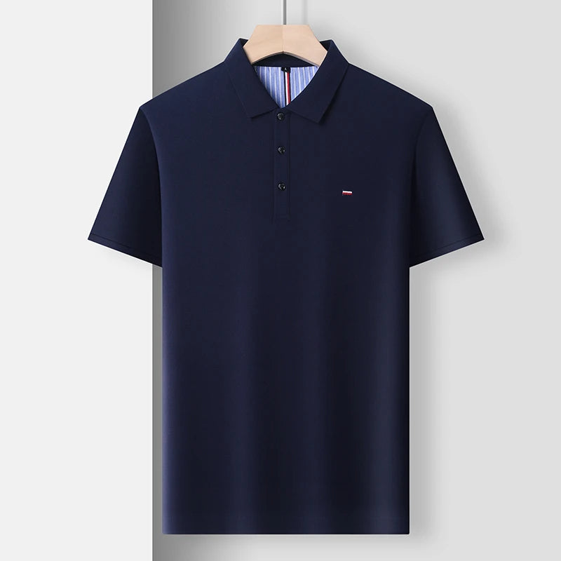 Elegant herrpolo i vardagsstil med snygg krage och knappar