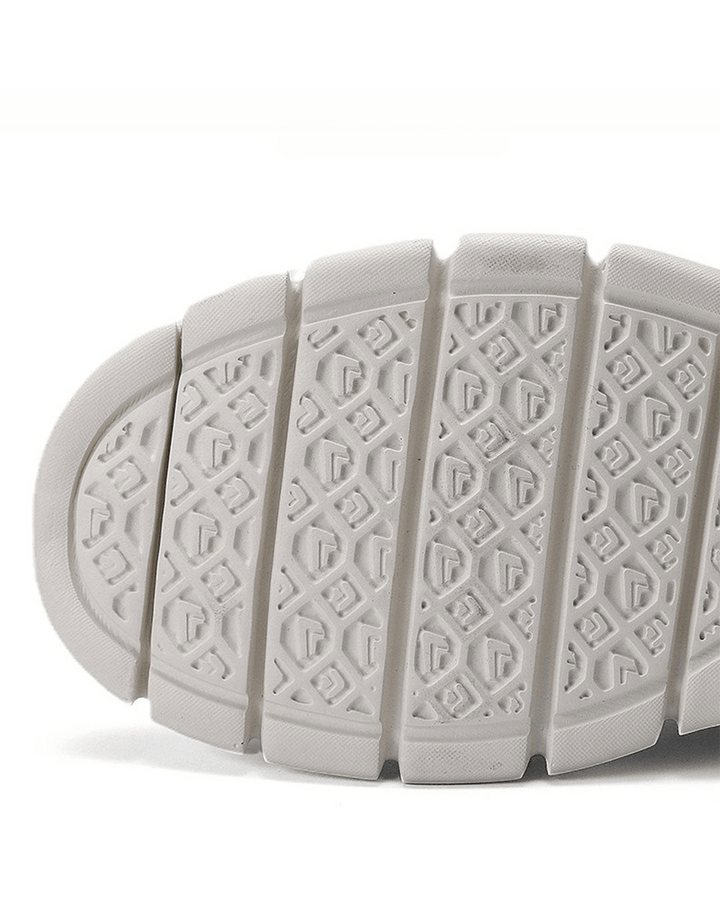 Minimalistiska herrsneakers för en modern livsstil