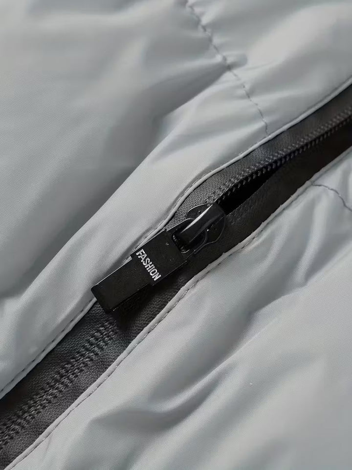 Funktionell ficka med dragkedja på vadderad vinterväst för herrar