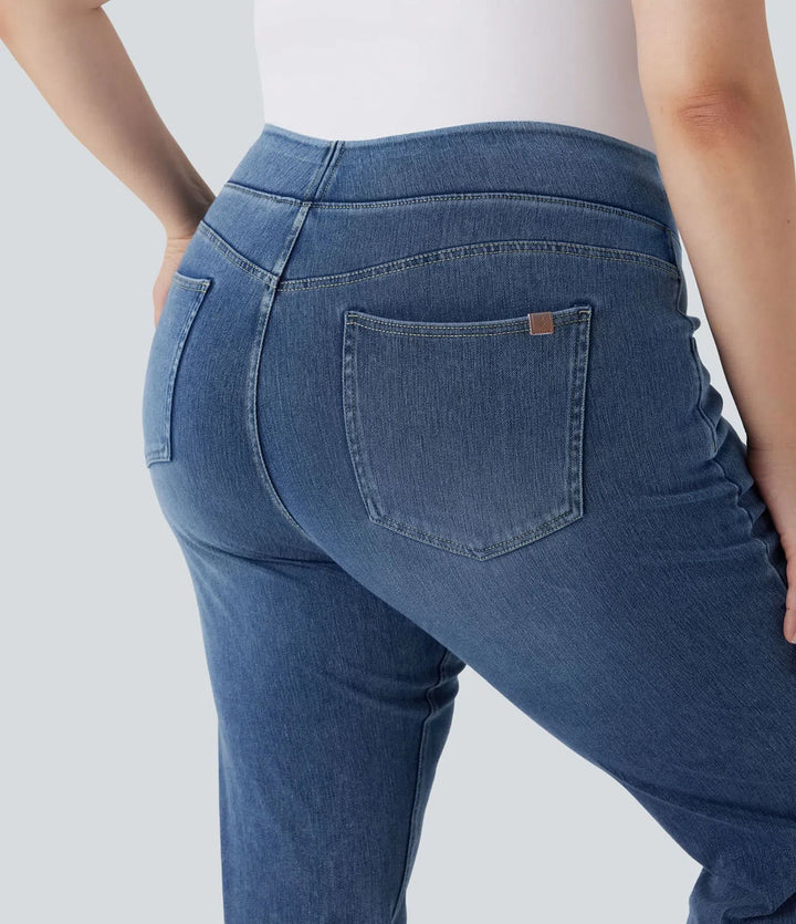 Stildetalj på damjeans med bootcut och stretch i blått