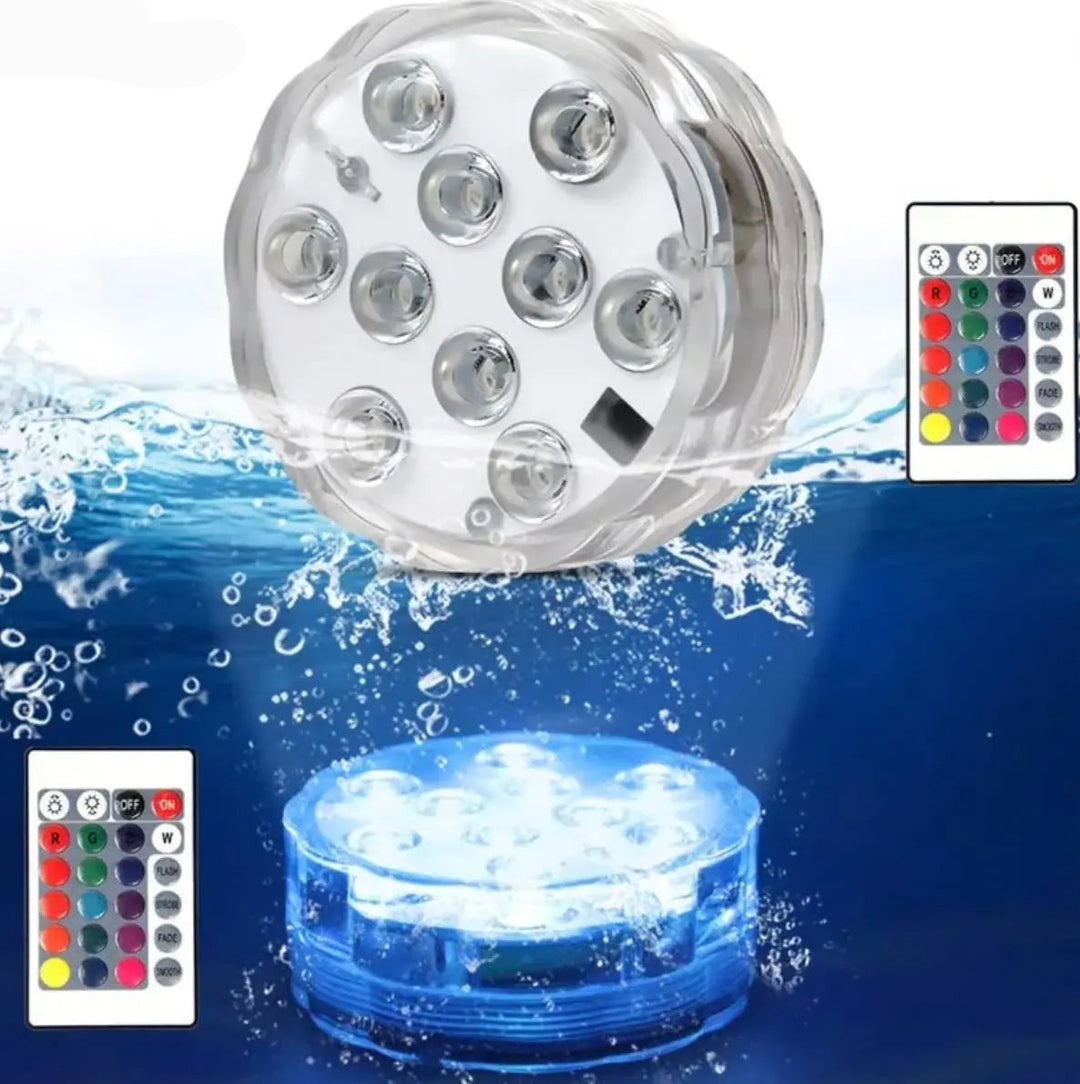 AquaGlow vattentät RGB-poollampa i blått sken med fjärrkontroll