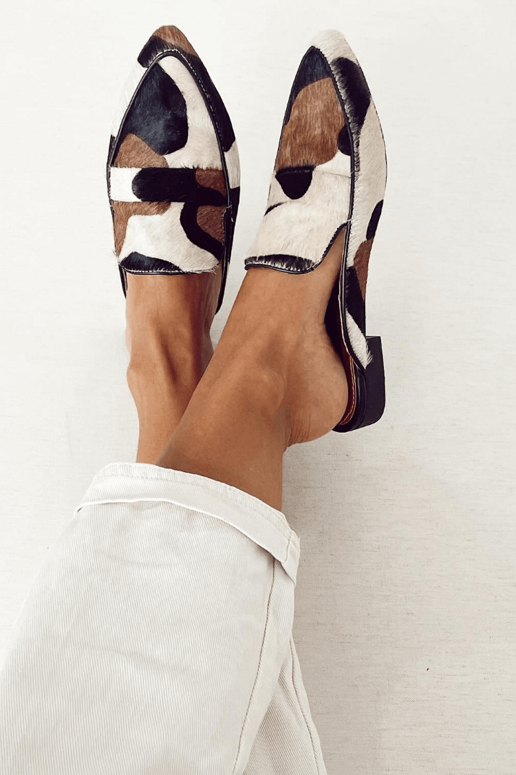 Eleganta dam loafers Isabelle i svart och vitt