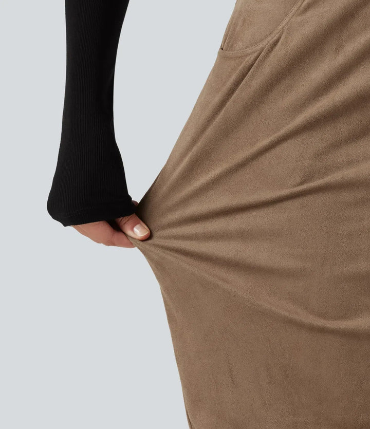 Kort kroppsnära kjol med fickor för dammode och fest