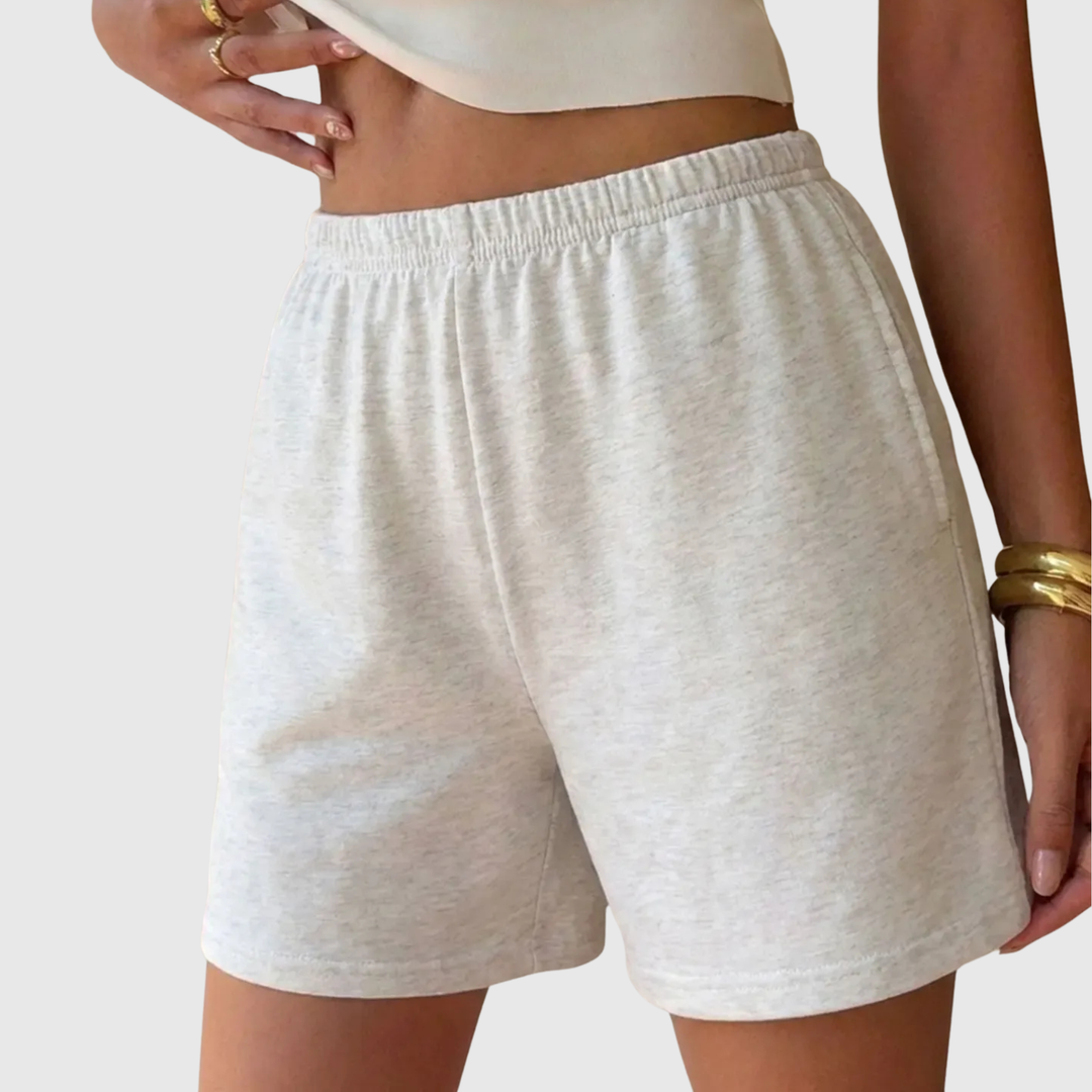 Damshorts Mila i grå melange med elastisk linning för optimal komfort
