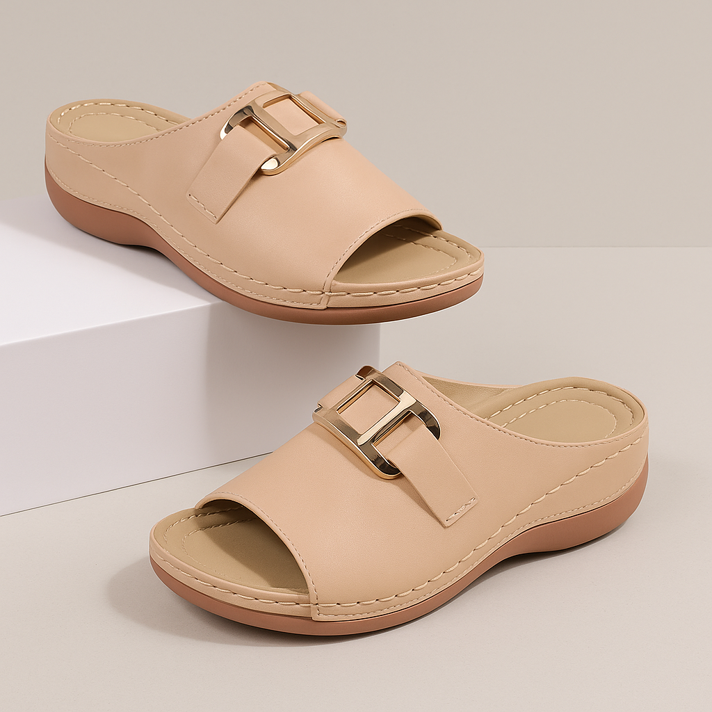 Smidiga slip-on damtofflor med kilklack och mönster
