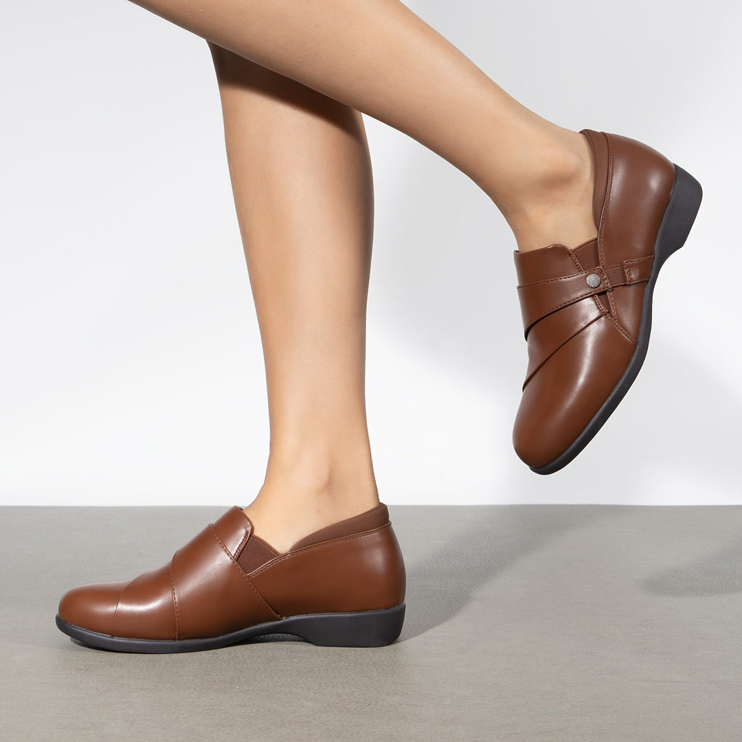 Profilbild av eleganta loafers för dam med stödjande sula