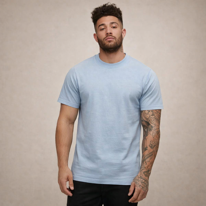 Trendig slim fit t-shirt för en skarp silhuett
