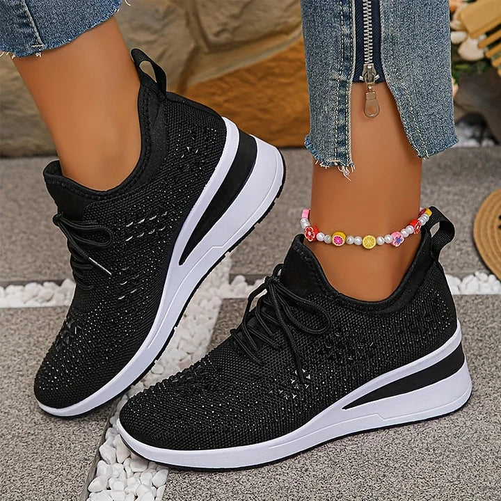 Snygga dam sneakers med kilklack för ökad komfort hela dagen