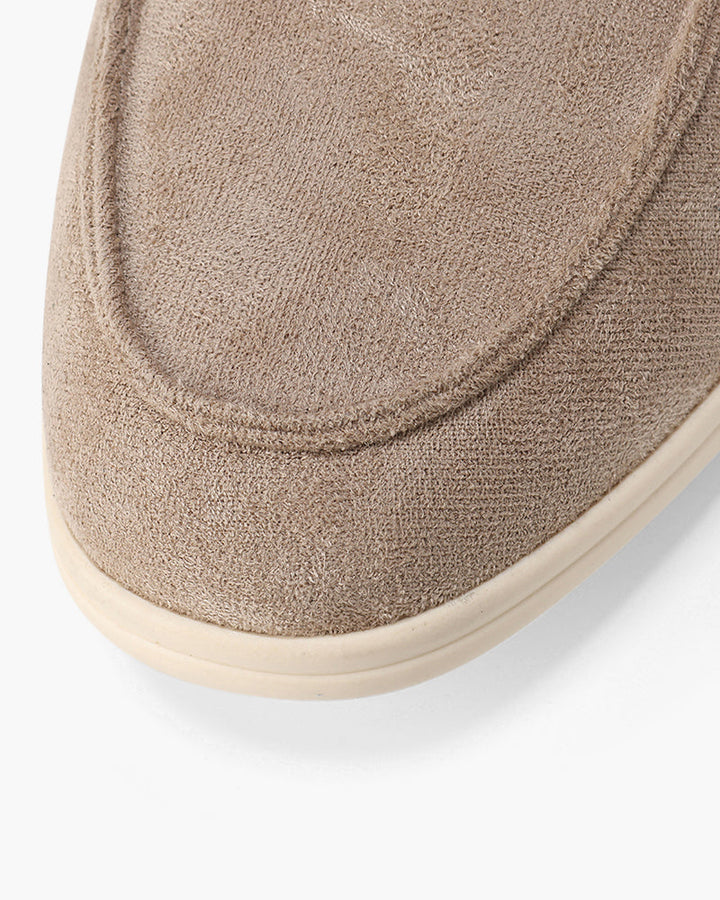 Stilrena loafers för herr i tidlös design och skönt material