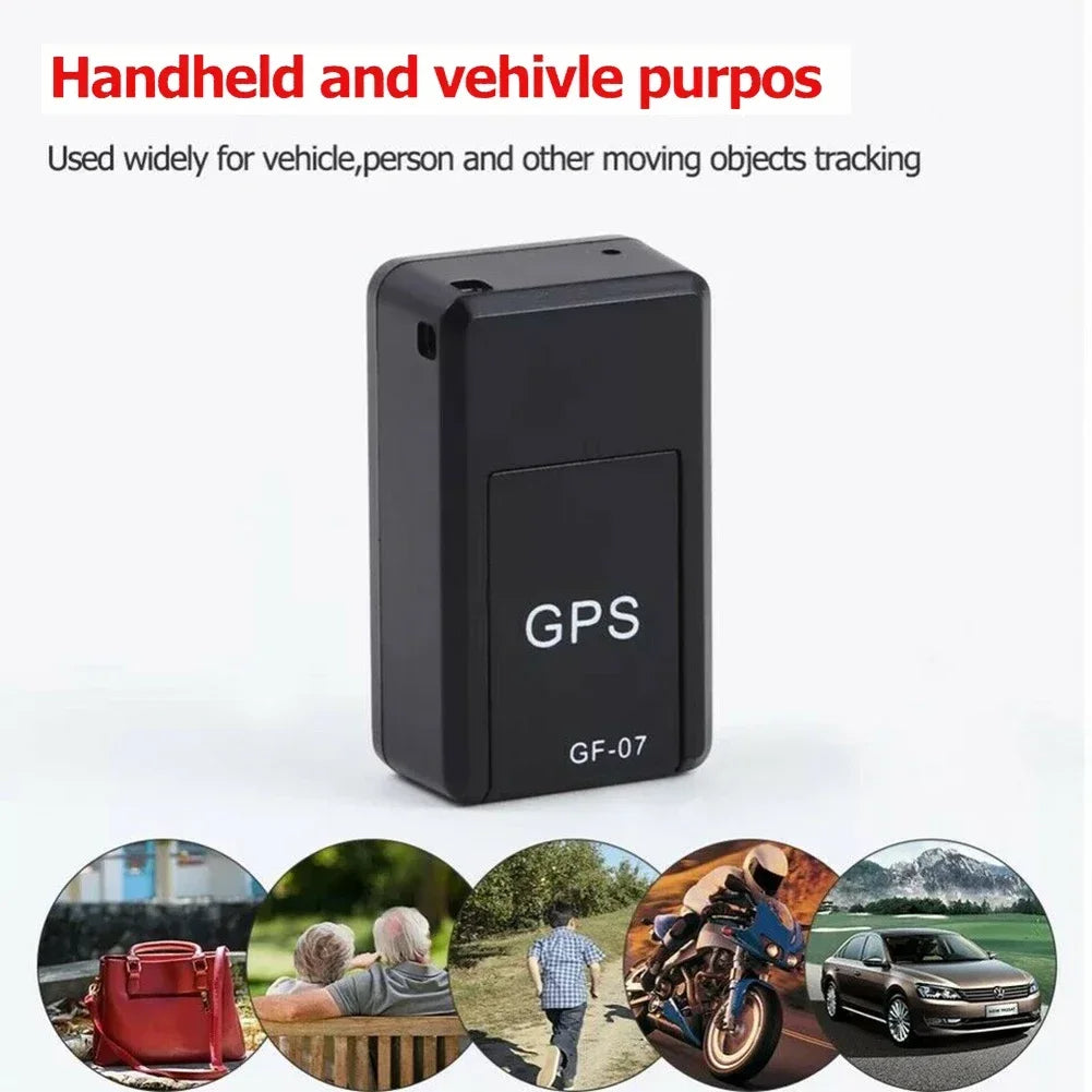 Smidig GPS tracker för bilstöldskydd liggande på ett bord med tillbehör