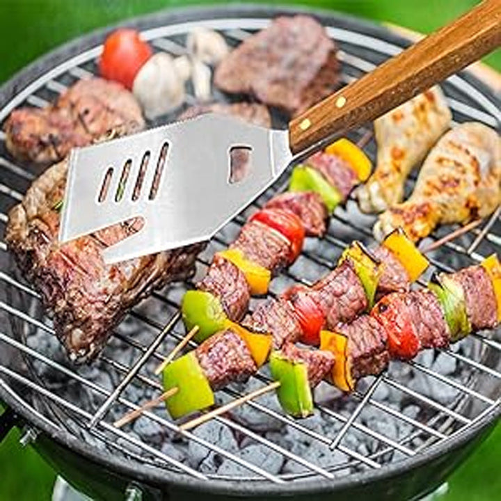 5-i-1 köksverktyg och grillspade med gaffel, brett blad, halkfritt mjukt handtag. Mångsidig och värmetålig design.