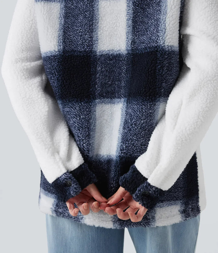 Varm vinterjacka i teddy material med mönster för dam