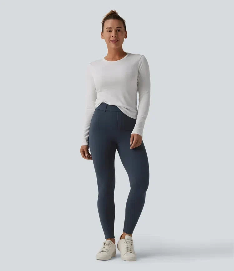 Stilrena damkläder leggings med fickor visade bakifrån