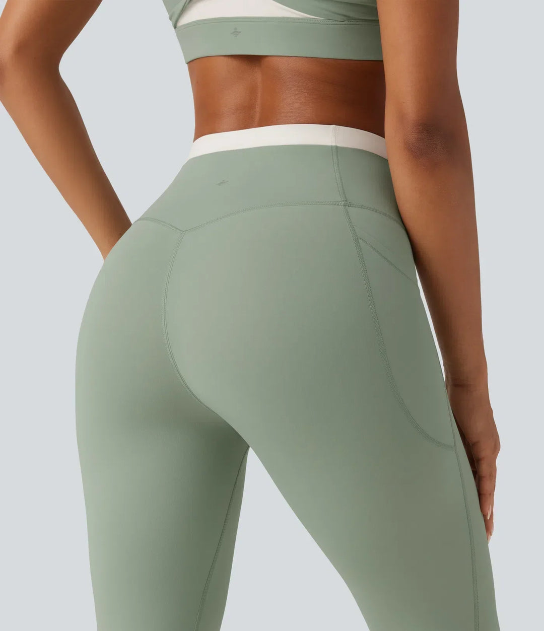 Högmidjade damleggings optimerade för löpning och gym