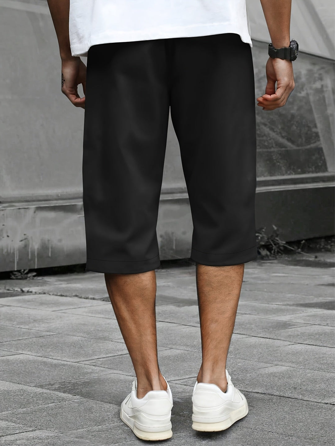 Snygga svarta herrshorts med elastisk midja och dragsko