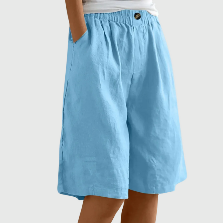 Bekväma damkläder i form av stilrena vardagsshorts