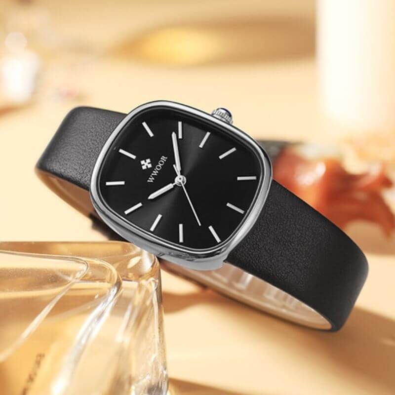 Elegant Kvartsur med Rem