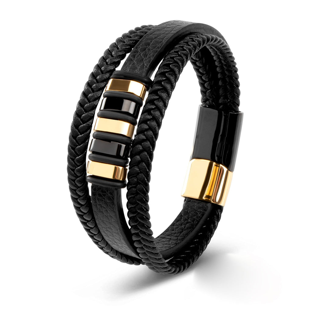 Snyggt flätat armband som present till herr i presentförpackning