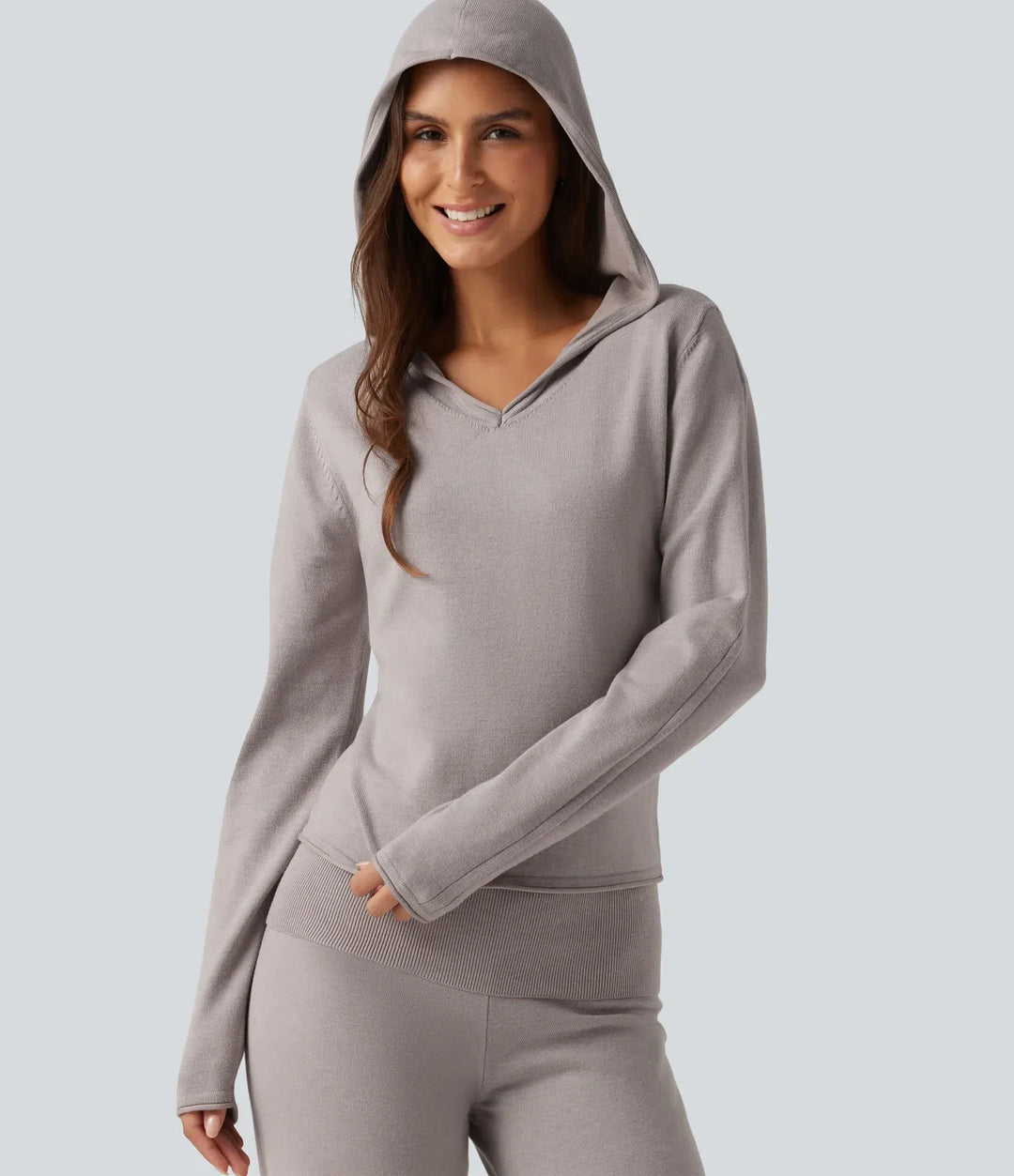 Beige långärmad damtröja med huva för hemmabruk och loungewear