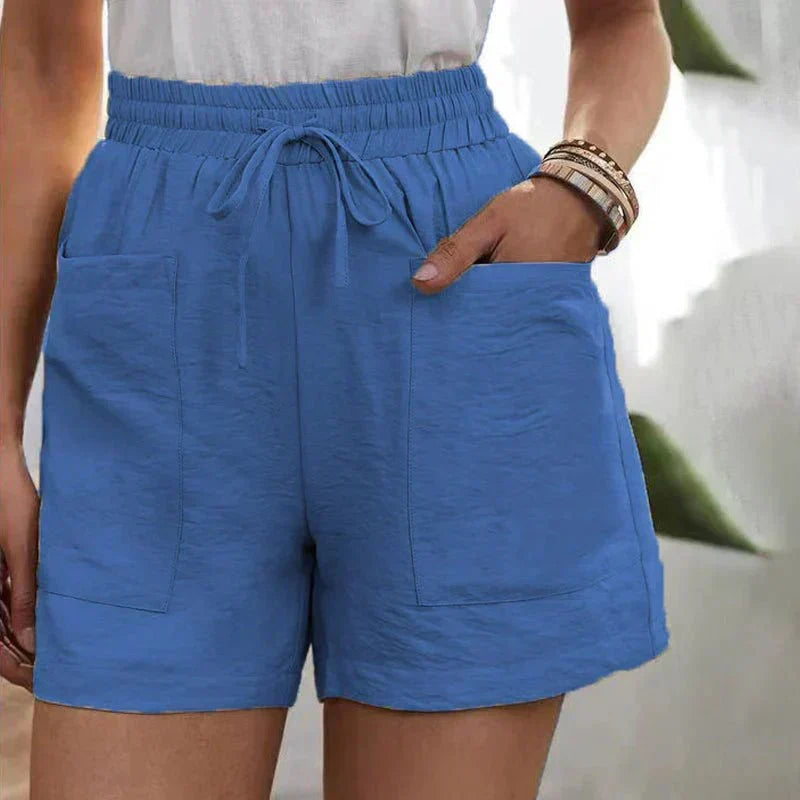Moderiktiga sommarshorts för dam med dragsko i midjan för optimal komfort.