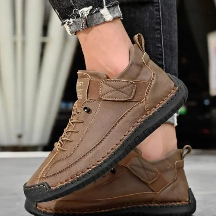 Profilbild av urbana sneakers som visar den snygga formen