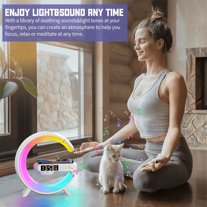 Smart RGB nattlampa och telefonladdare som lyser i mysigt sken
