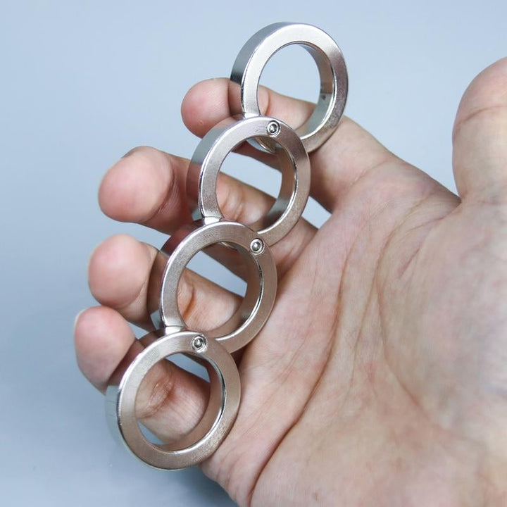 Stilig avkopplingsring för fingret med flexibel mekanism