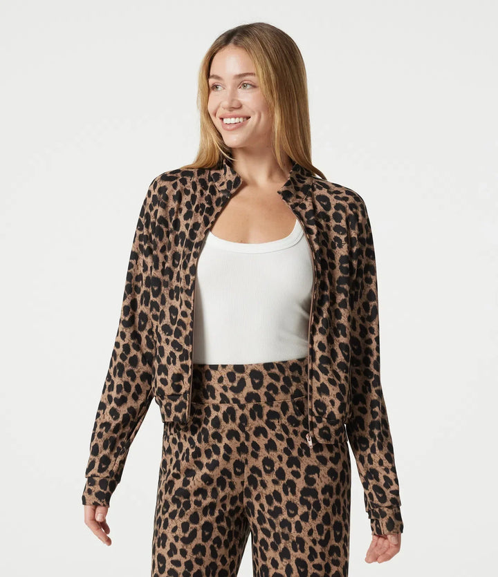 Stilren jacka med leopardmönster för damer, helhetsbild
