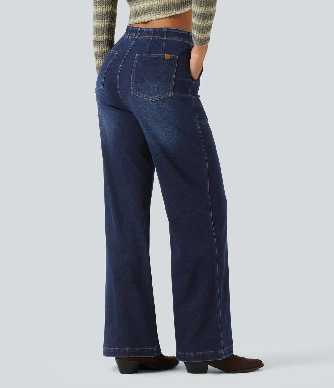 Bekväma kläder för dam: vida jeans med hög midja