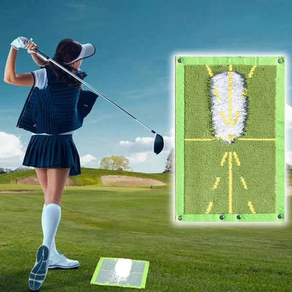 Kvinna som övar golfsving med träningsmatta