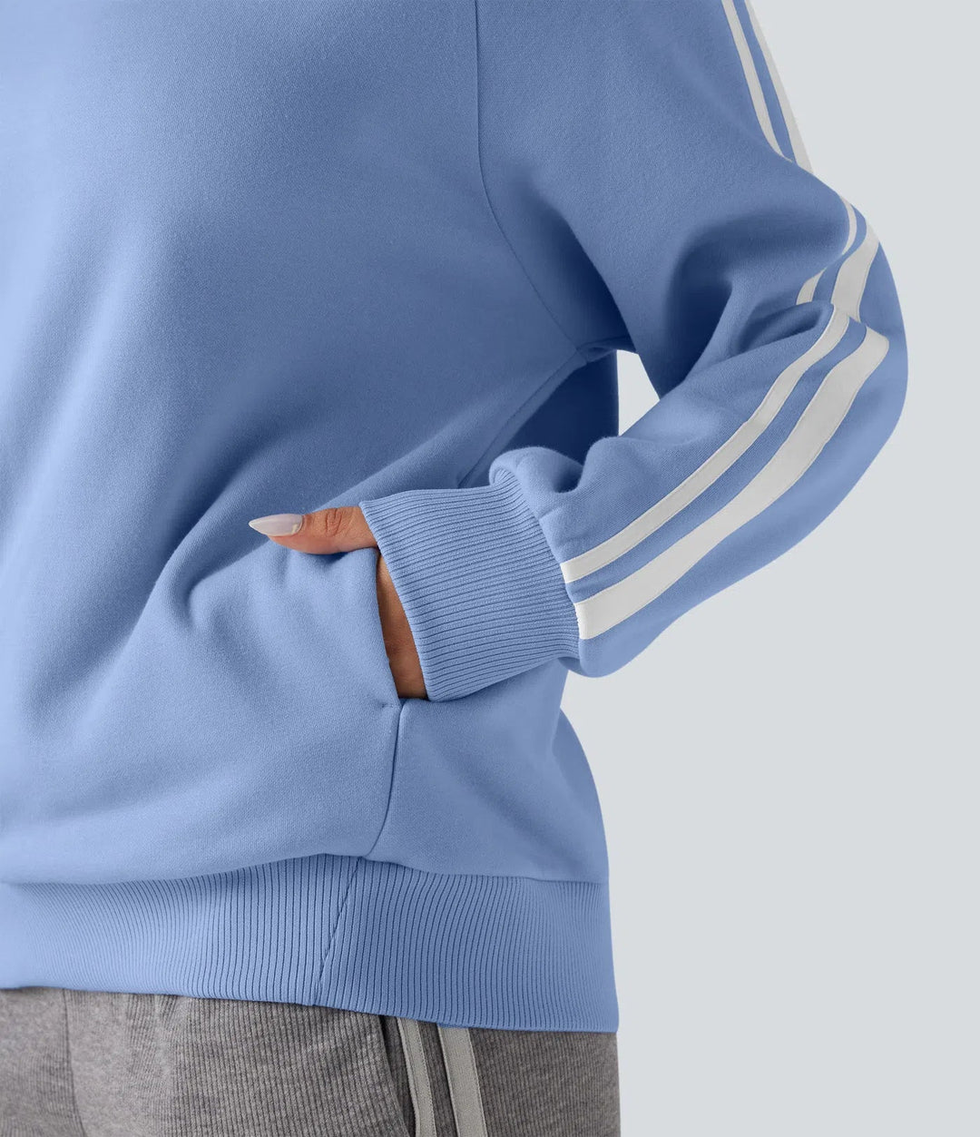 Färgblock damtröja med rund hals och lång ärm i mjuk sweatshirtmodell