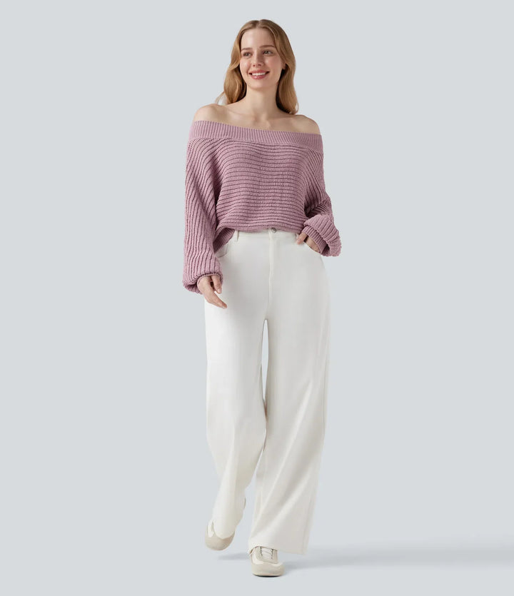 Moderna damkläder: stickad tröja med off shoulder-skärning och lång ärm