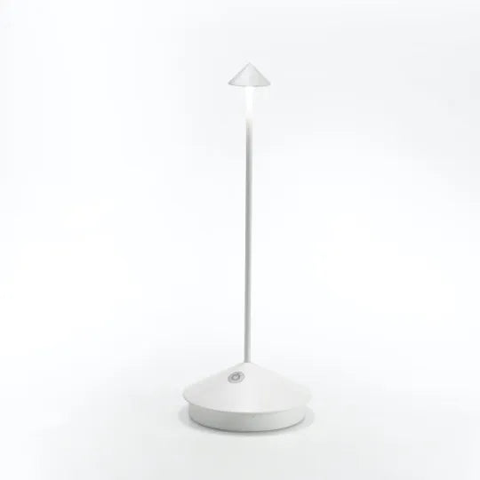 Närbild på den stilrena led-lampans touch-kontroll för ljusjustering.