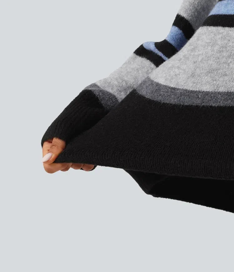 Modell som bär bekväm och stilren långärmad tröja med ränder