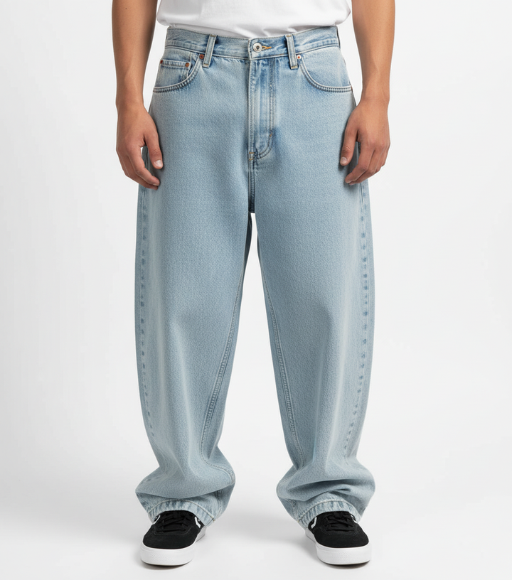 Bakfickor och passform bakifrån på bekväma hernjeans David