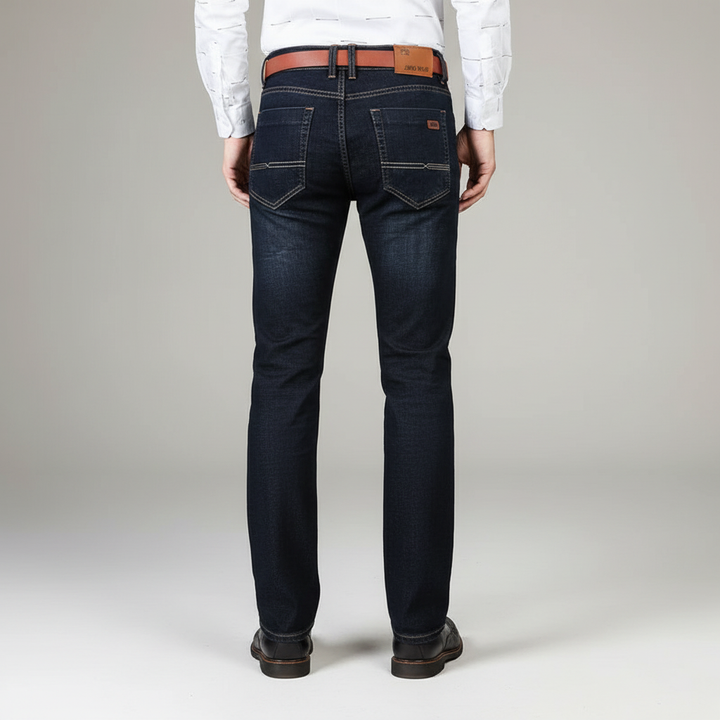 Svart herrjeans Johnny med rak passform och bekväm vardagsstil