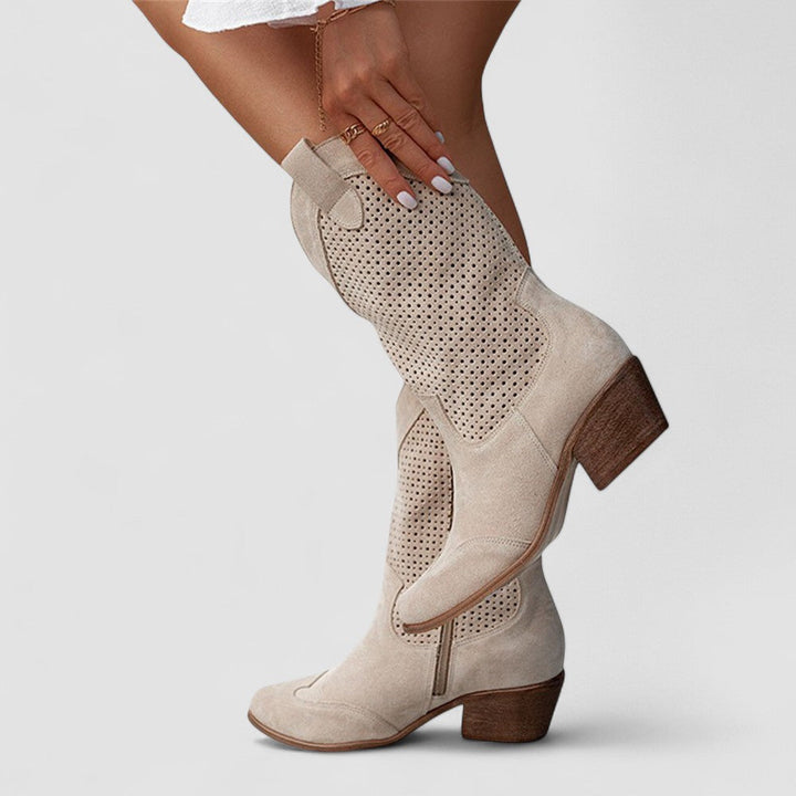 Beige westernboots med stabil klack och dragkedja