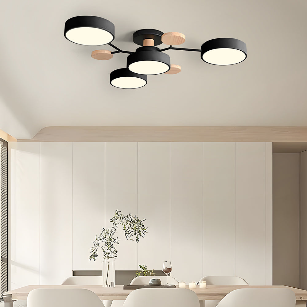 Effektiv ljusspridning från rund LED-armatur