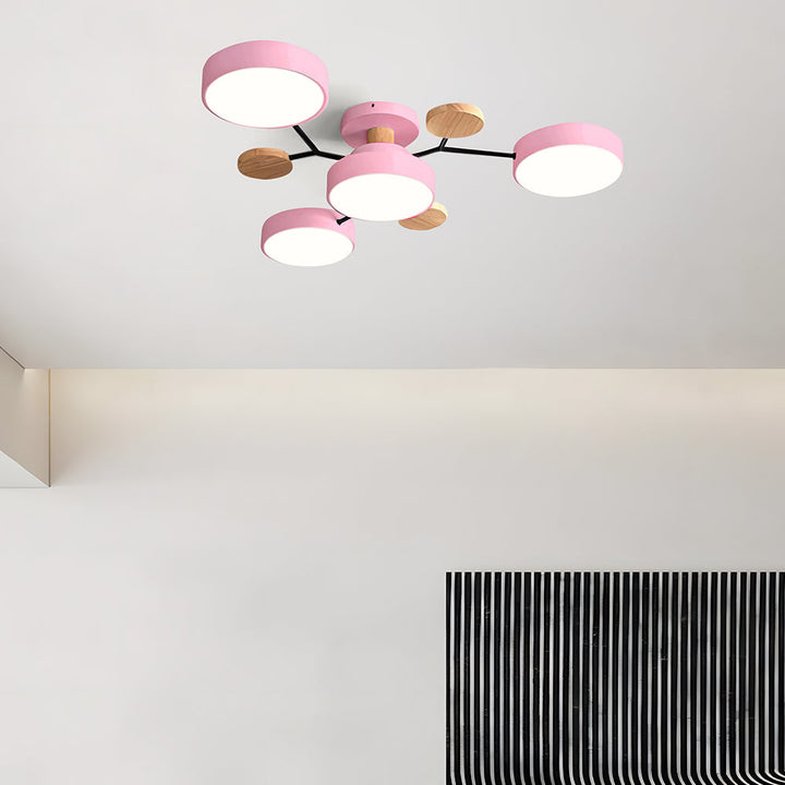 Funktionell och snygg LED-lampa i järnkonstruktion