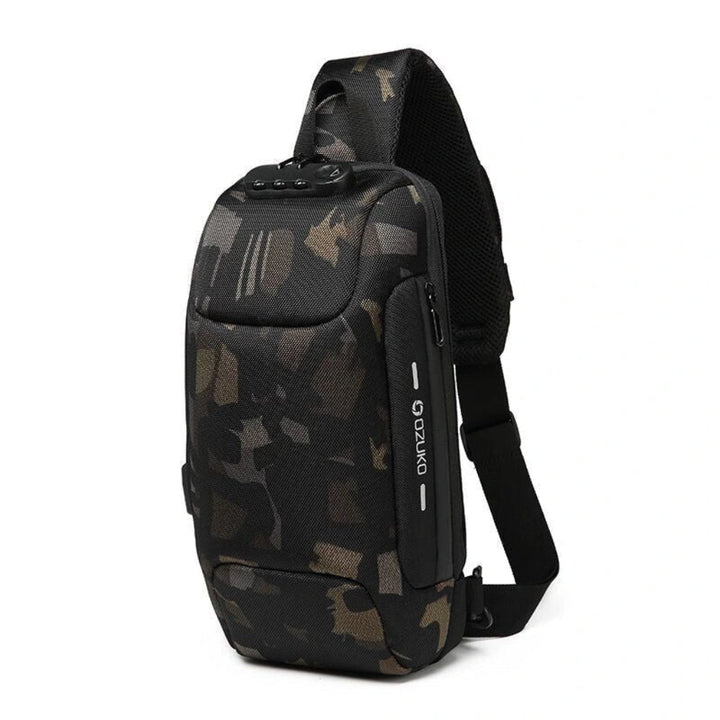 Stöldskyddad crossbody väska för herr i svart utförande, sedd bakifrån.